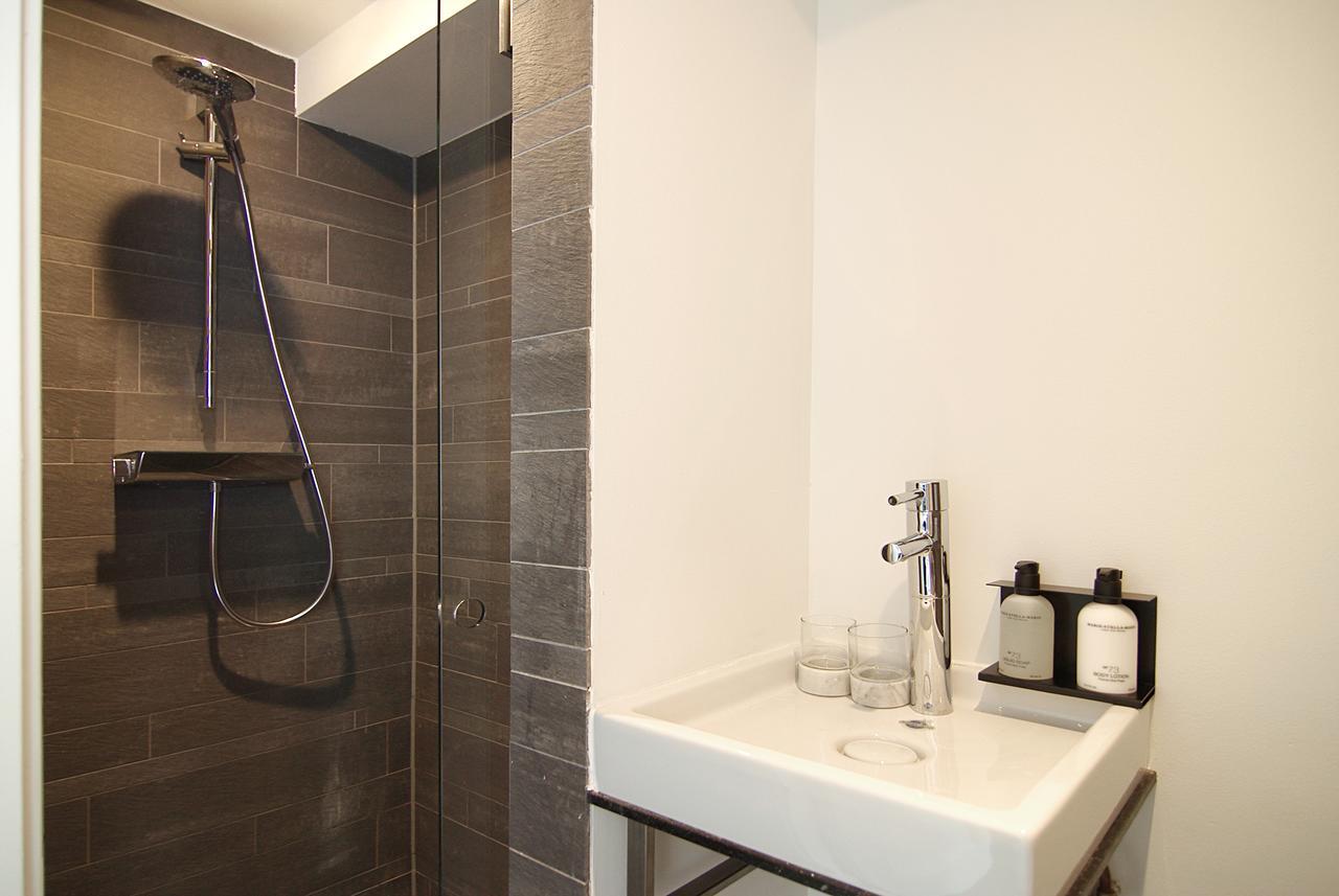 Zandberg - Canal View Apartments Амстердам Екстериор снимка